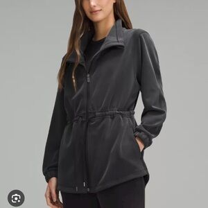 Lululemon Softstreme Cinch-Waisted Jacket in Black